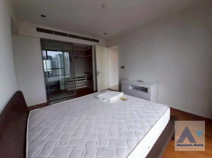 5  1 br Condominium for rent and sale in Sathorn ,Bangkok BTS Surasak at The Bangkok Sathorn AA25102