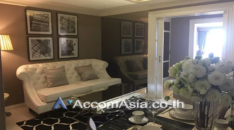  1 Bedroom  Condominium For Rent in Silom, Bangkok  near BTS Surasak (AA25111)
