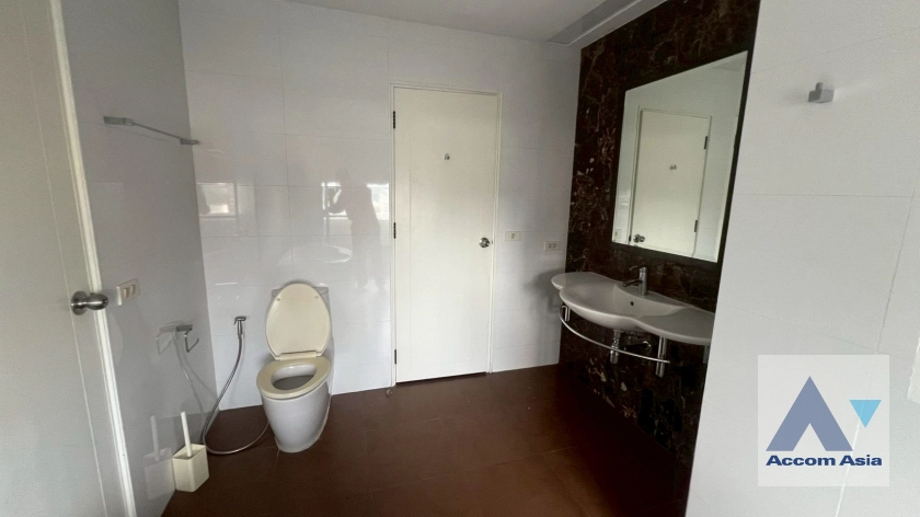 14  2 br Condominium for rent and sale in Sukhumvit ,Bangkok BTS Nana at Newton Tower 23964