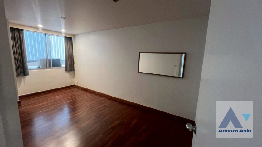 12  2 br Condominium for rent and sale in Sukhumvit ,Bangkok BTS Nana at Newton Tower 23964