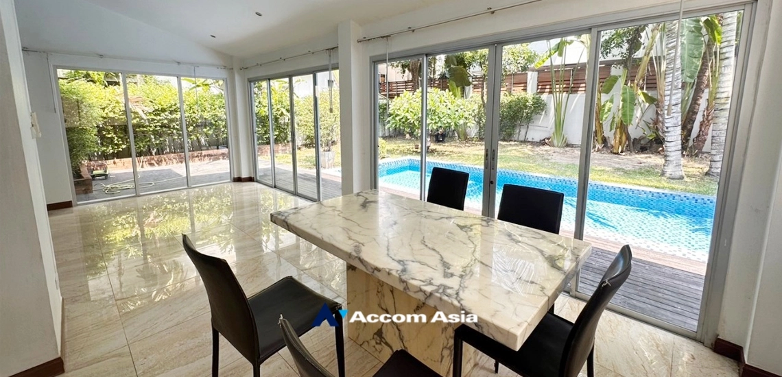6  4 br House for rent and sale in Sukhumvit ,Bangkok BTS Ekkamai AA25133