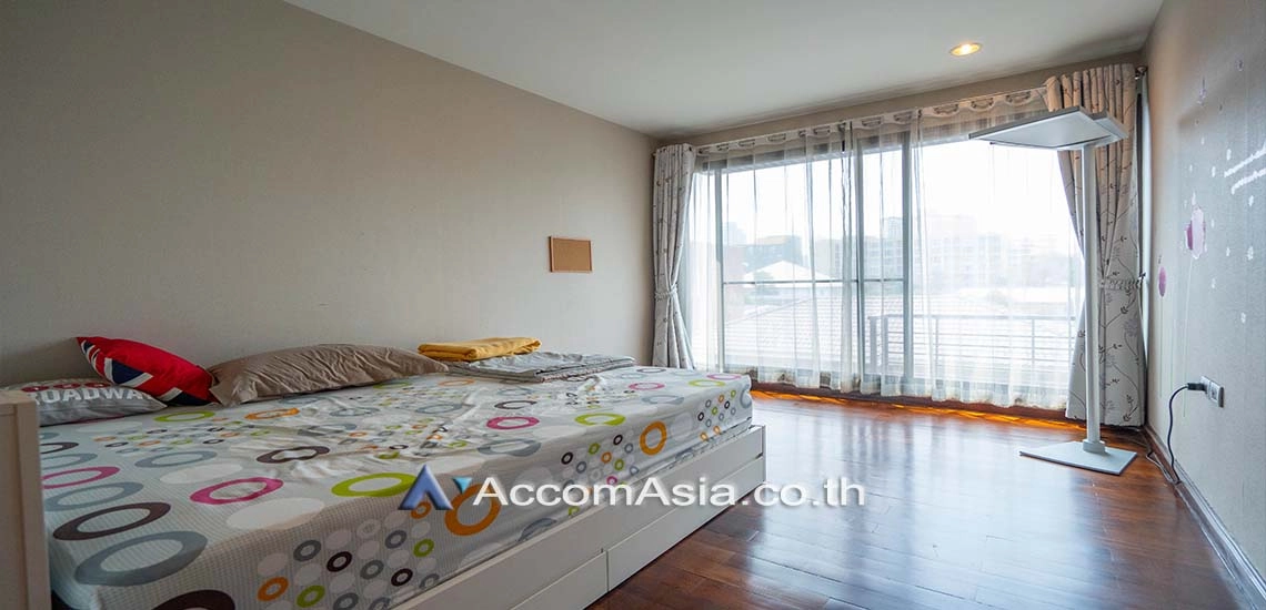 7  4 br House For Sale in Sukhumvit ,Bangkok BTS Phra khanong at Residence Sukhumvit 65 AA25135