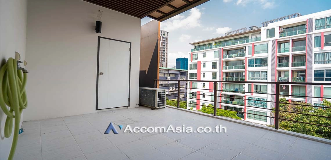 10  4 br House For Sale in Sukhumvit ,Bangkok BTS Phra khanong at Residence Sukhumvit 65 AA25135