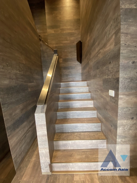 11  3 br Condominium For Rent in Ploenchit ,Bangkok BTS Ploenchit at Noble Ploenchit AA25140