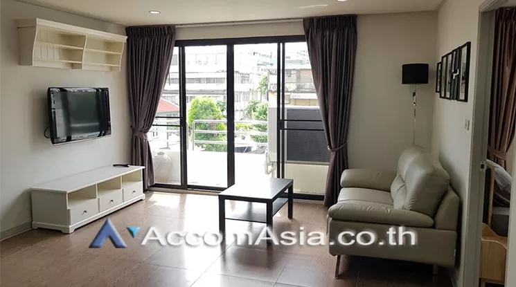  2  2 br Condominium For Rent in Silom ,Bangkok BTS Surasak at Sampoom Garden AA25163