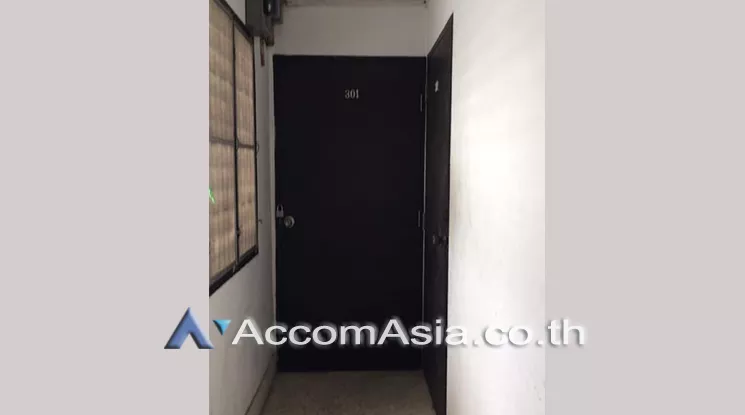  17 Bedrooms  Building For Sale in Phaholyothin, Bangkok  near BTS Ratchathewi (AA25172)