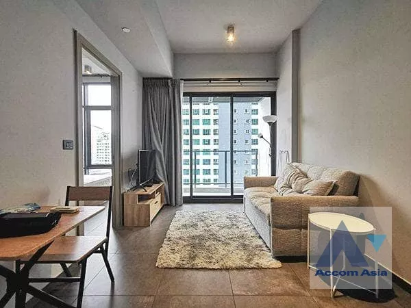 The Lofts Asoke Condominium  1 Bedroom for Sale & Rent MRT Phetchaburi in Sukhumvit Bangkok