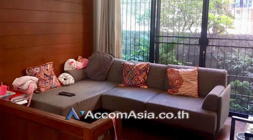  6 Bedrooms  House For Rent & Sale in Sathorn, Bangkok  near BTS Surasak (AA25179)