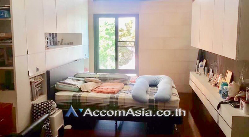8  6 br House for rent and sale in sathorn ,Bangkok BTS Surasak AA25179