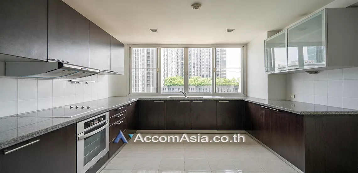 5  4 br Apartment For Rent in Ploenchit ,Bangkok BTS Ploenchit at Classic Elegance Residence AA25204