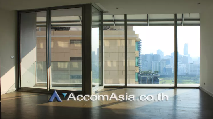 unit 2 Bedrooms  Condominium For Rent & Sale in Ploenchit, Bangkok  near BTS Ratchadamri (AA25206)