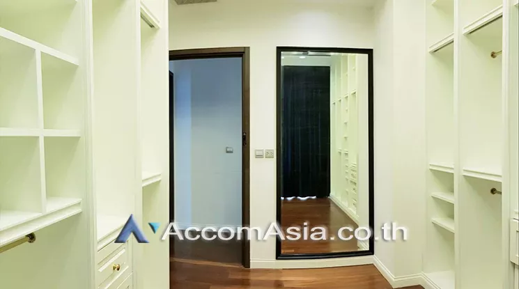 unit 2 Bedrooms  Condominium For Rent in Sukhumvit, Bangkok  near BTS Thong Lo (AA25207)
