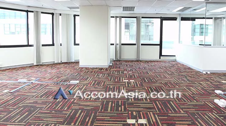 6  Office Space For Rent in Ploenchit ,Bangkok BTS Chitlom at President Tower AA25220