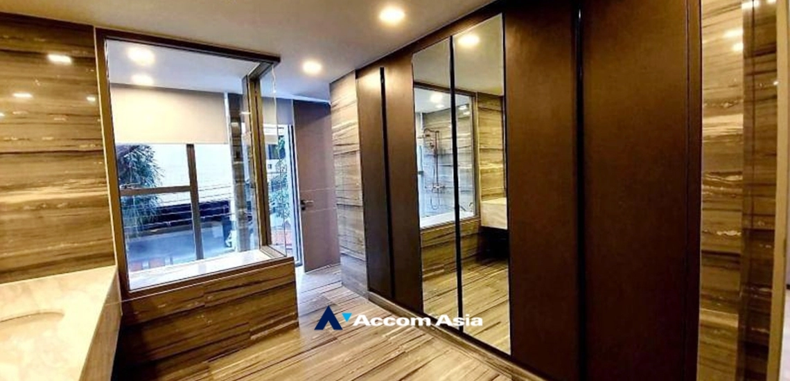 9  3 br Condominium For Sale in Sukhumvit ,Bangkok BTS Phrom Phong at Ashton Residence 41 AA25247