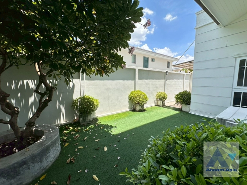 25  4 br House For Rent in Sukhumvit ,Bangkok BTS Phrom Phong AA25249