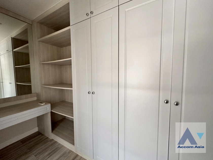 20  4 br House For Rent in Sukhumvit ,Bangkok BTS Phrom Phong AA25249