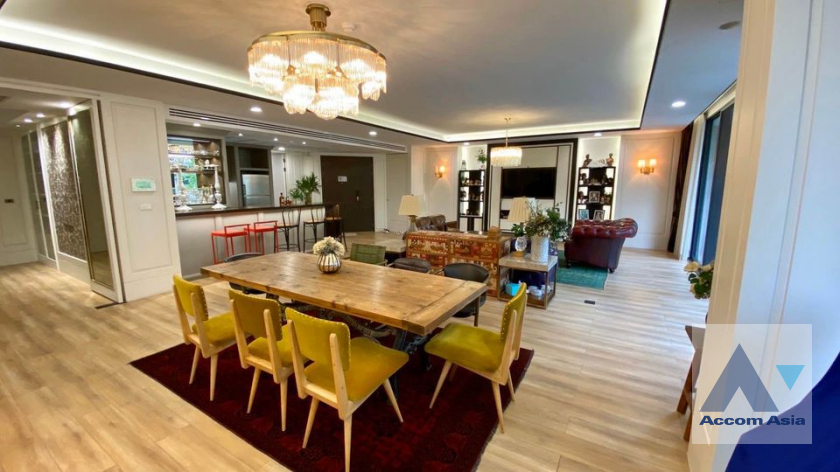 Big Balcony, Pet friendly condominium for rent in Sukhumvit, Bangkok Code AA25259