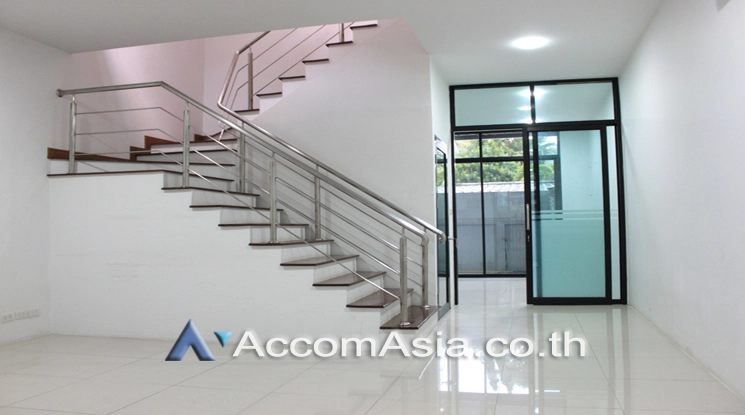 4  4 br Townhouse for rent and sale in Sukhumvit ,Bangkok BTS Thong Lo AA25261