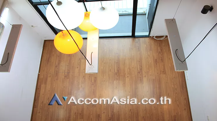 5  4 br Townhouse for rent and sale in sukhumvit ,Bangkok BTS Thong Lo AA25261