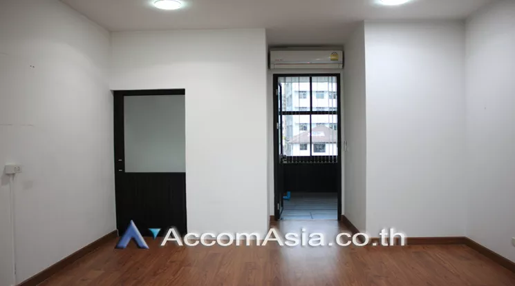 6  4 br Townhouse for rent and sale in sukhumvit ,Bangkok BTS Thong Lo AA25261