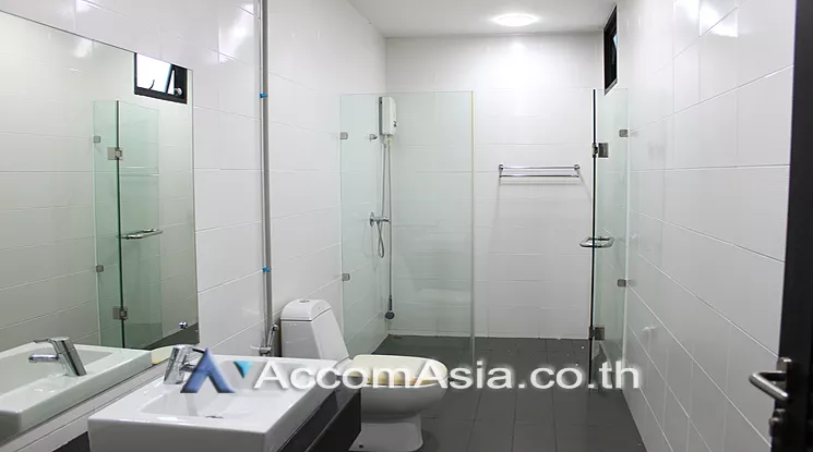 11  4 br Townhouse for rent and sale in sukhumvit ,Bangkok BTS Thong Lo AA25261