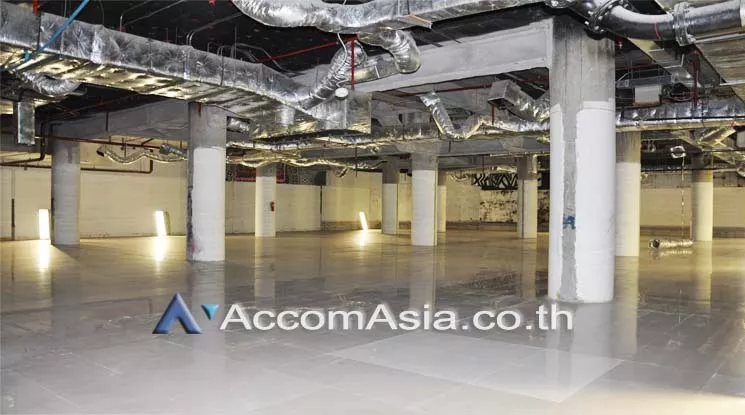  1  Office Space For Rent in Ratchadaphisek ,Bangkok MRT Phetchaburi at Italthai tower AA25266