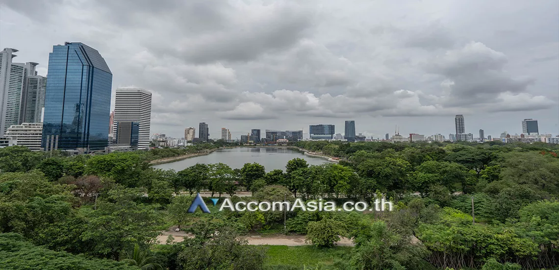 5  3 br Apartment For Rent in Sukhumvit ,Bangkok BTS Asok - MRT Sukhumvit at Family Apartment with Lake View AA25268