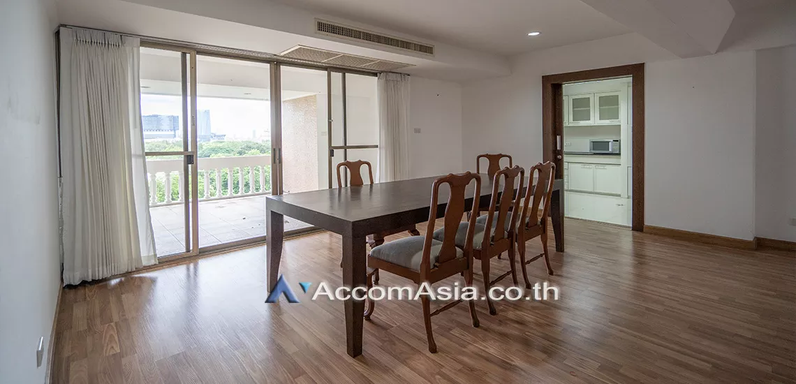  1  3 br Apartment For Rent in Sukhumvit ,Bangkok BTS Asok - MRT Sukhumvit at Family Apartment with Lake View AA25268