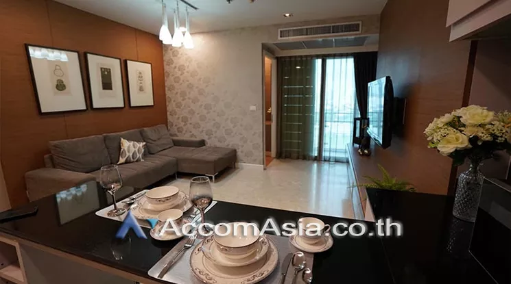 unit 2 Bedrooms  Condominium For Rent in Sukhumvit, Bangkok  near BTS Ekkamai (AA25278)