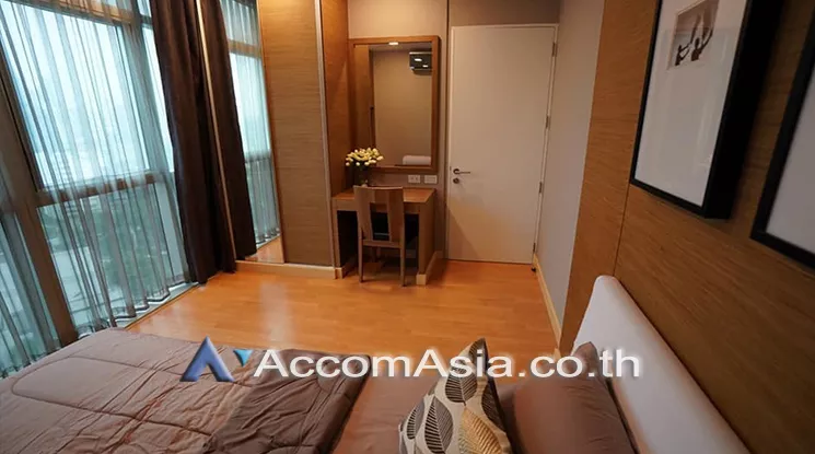 unit 2 Bedrooms  Condominium For Rent in Sukhumvit, Bangkok  near BTS Ekkamai (AA25278)