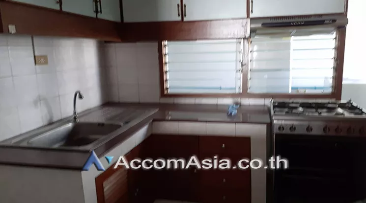 6  2 br Condominium For Sale in Sukhumvit ,Bangkok  at Lumpini Suite Sukhumvit 41 AA25293