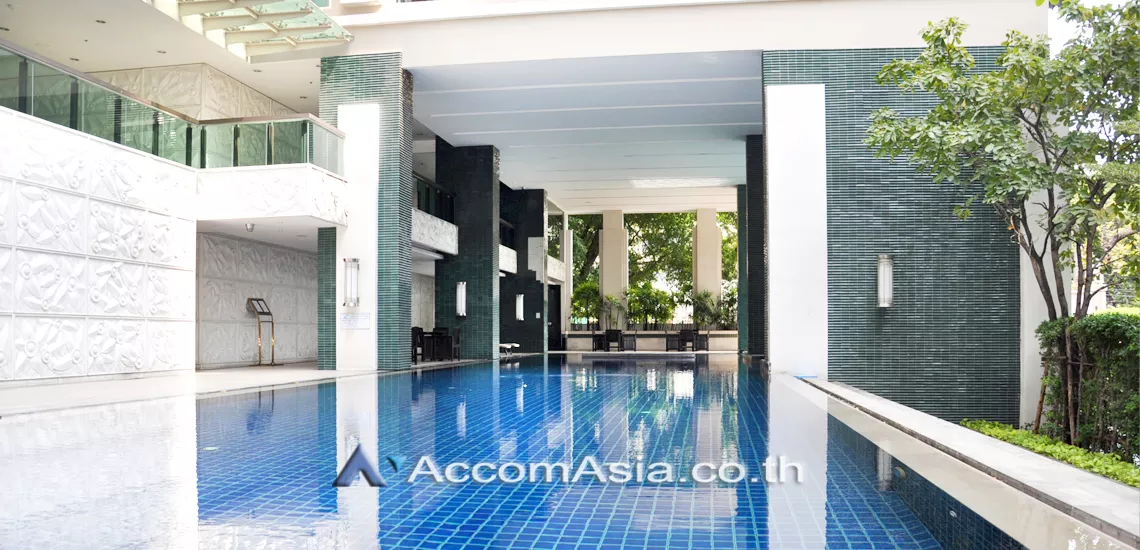  2 Bedrooms  Condominium For Rent & Sale in Ploenchit, Bangkok  near BTS Chitlom (AA25306)