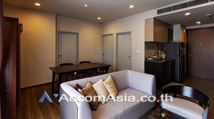  2 Bedrooms  Condominium For Rent in Phaholyothin, Bangkok  near BTS Saphan-Kwai (AA25333)