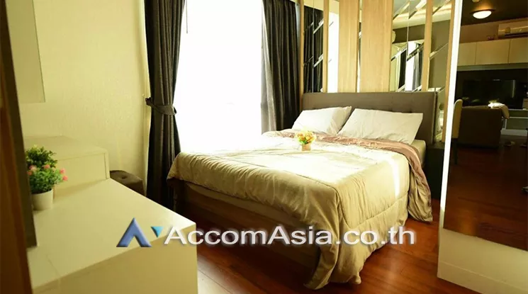  2 Bedrooms  Condominium For Sale in Sukhumvit, Bangkok  near BTS Nana (AA25335)