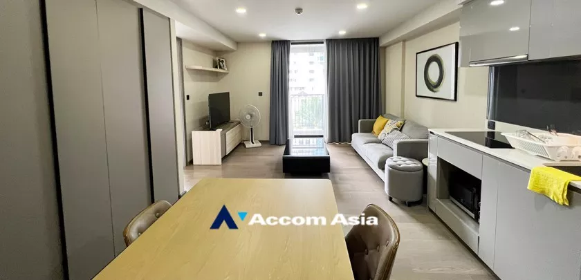  1  2 br Condominium For Rent in Ploenchit ,Bangkok BTS Ratchadamri - MRT Silom at KLASS Sarasin Rajdamri AA25369