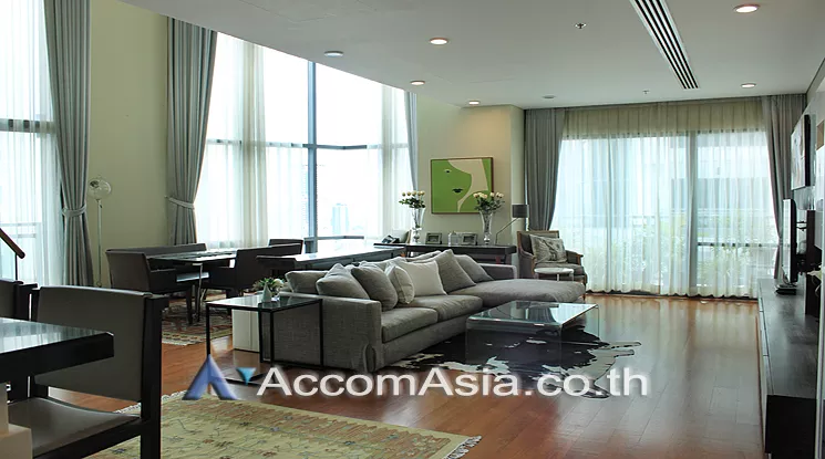 Double High Ceiling, Duplex Condo |  Bright Sukhumvit 24 Condominium  3 Bedroom for Rent BTS Phrom Phong in Sukhumvit Bangkok