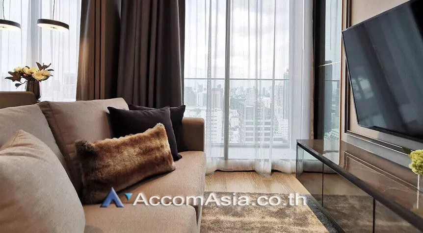 unit 1 Bedroom  Condominium For Rent in Silom, Bangkok  near BTS Chong Nonsi (AA25378)