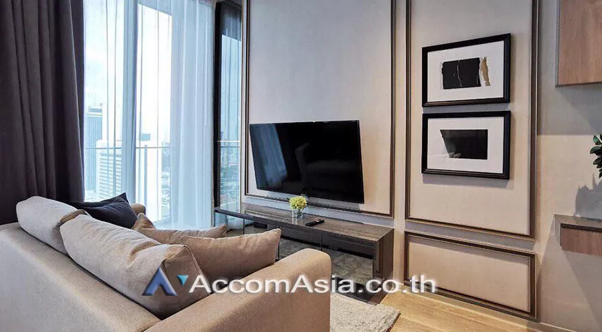  1 Bedroom  Condominium For Rent in Silom, Bangkok  near BTS Chong Nonsi (AA25378)