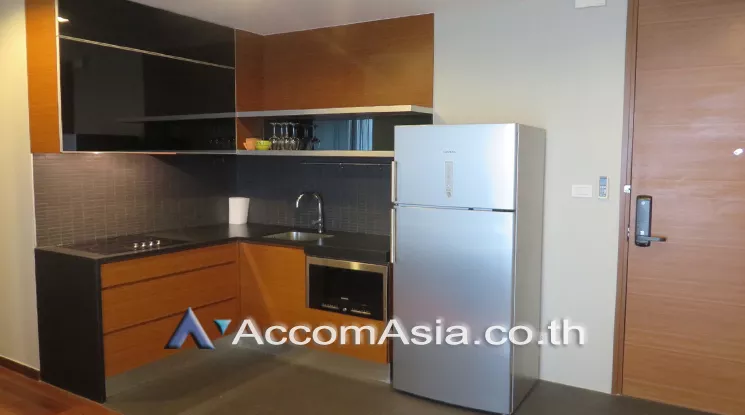 unit 2 Bedrooms  Condominium For Rent in Sukhumvit, Bangkok  near BTS Thong Lo (AA25382)