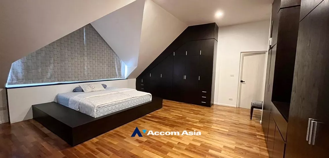 11  4 br Apartment For Rent in Sukhumvit ,Bangkok BTS Thong Lo at Modern spacious residence AA25394