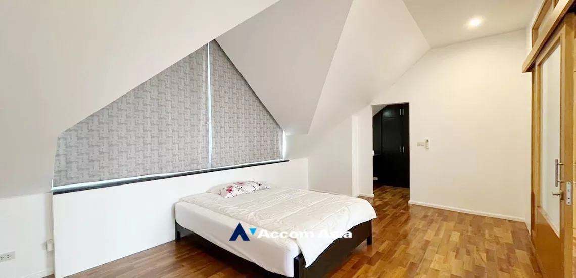 8  4 br Apartment For Rent in Sukhumvit ,Bangkok BTS Thong Lo at Modern spacious residence AA25394