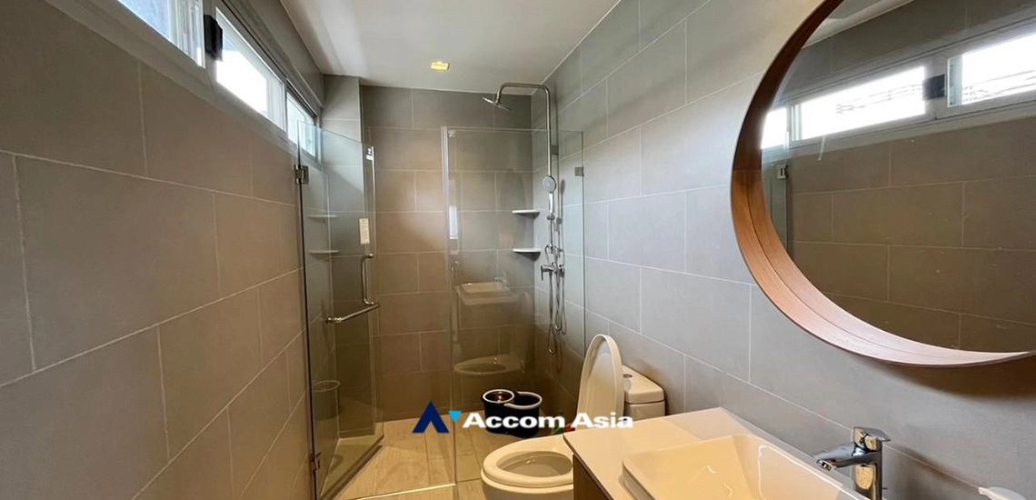 20  4 br Apartment For Rent in Sukhumvit ,Bangkok BTS Thong Lo at Modern spacious residence AA25394