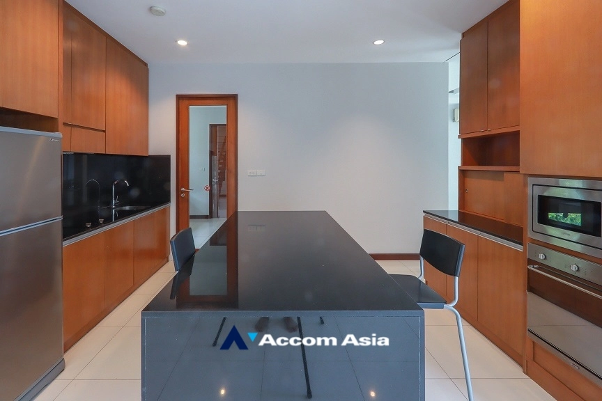 7  4 br House For Rent in Ratchadaphisek ,Bangkok  AA25395