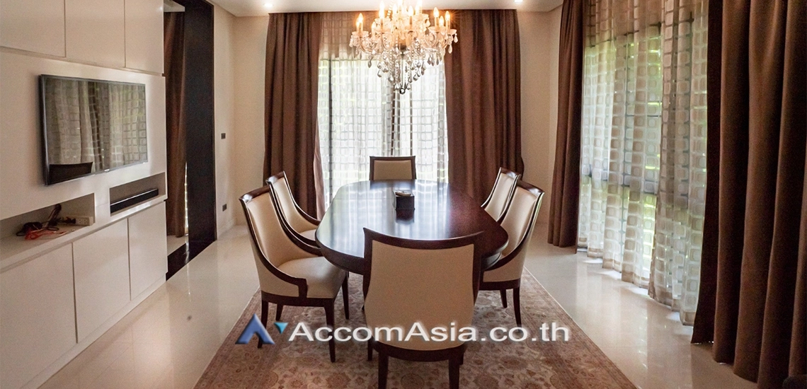 5  3 br House for rent and sale in Ramkhamhaeng ,Bangkok MRT Si Kritha at Baan Issara Rama 9 AA25399
