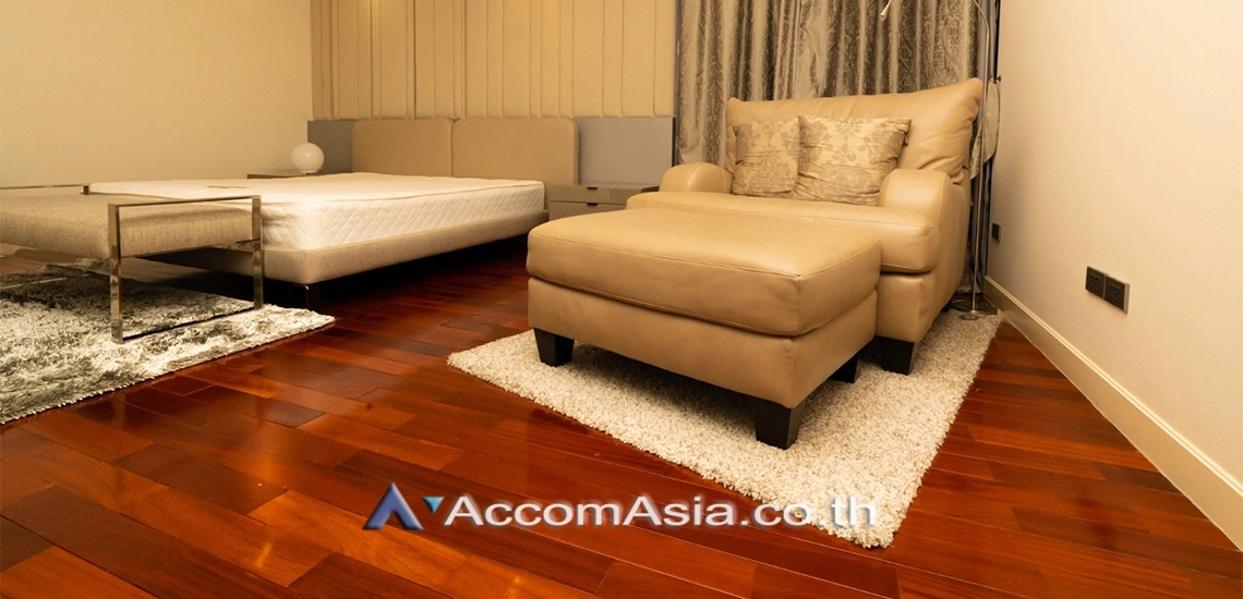 12  3 br House for rent and sale in Ramkhamhaeng ,Bangkok MRT Si Kritha at Baan Issara Rama 9 AA25399