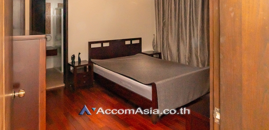 17  3 br House for rent and sale in Ramkhamhaeng ,Bangkok MRT Si Kritha at Baan Issara Rama 9 AA25399