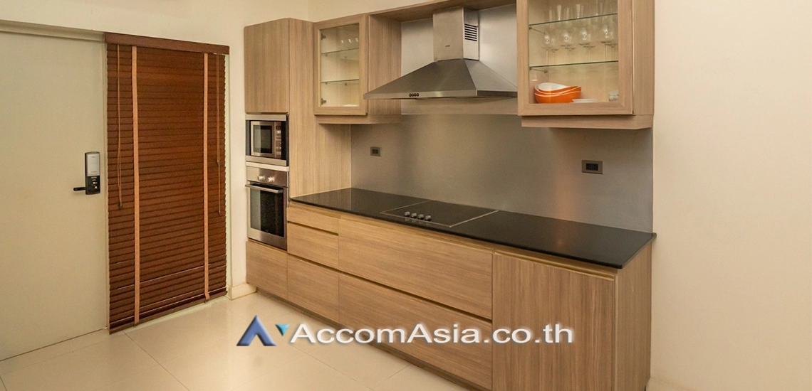 7  3 br House for rent and sale in Ramkhamhaeng ,Bangkok MRT Si Kritha at Baan Issara Rama 9 AA25399