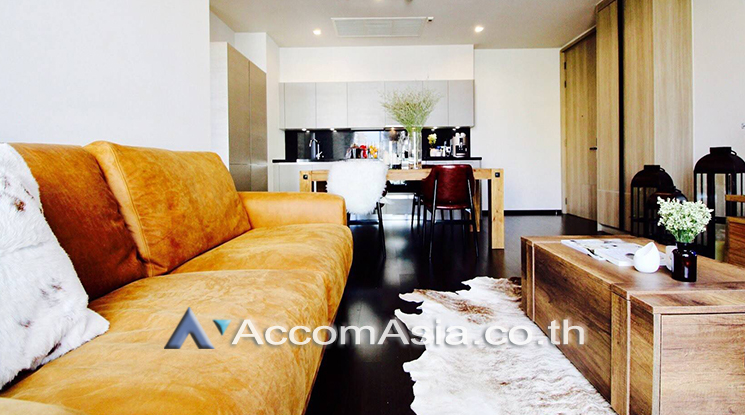  2 Bedrooms  Condominium For Sale in Sukhumvit, Bangkok  near BTS Phrom Phong (AA25404)