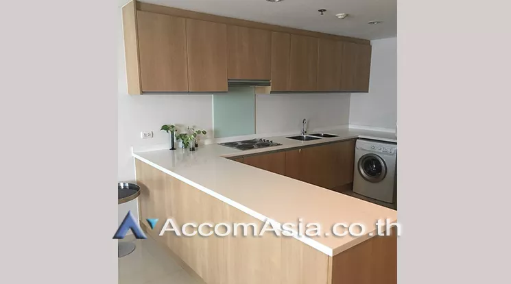 unit 2 Bedrooms  Condominium For Rent in Phaholyothin, Bangkok  near MRT Phetchaburi - ARL Makkasan (AA25410)