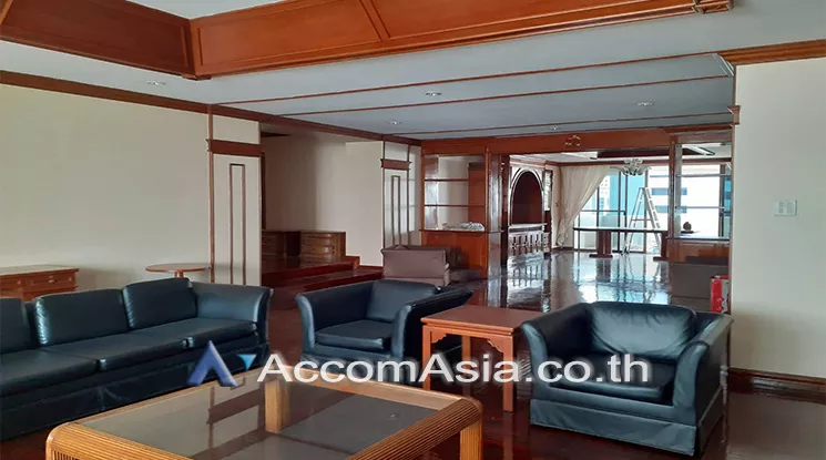  3 Bedrooms  Apartment For Rent in Sukhumvit, Bangkok  near BTS Asok - MRT Sukhumvit (AA25419)